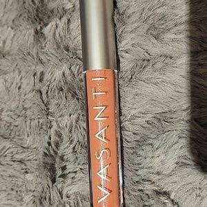 Vasanti lip gloss